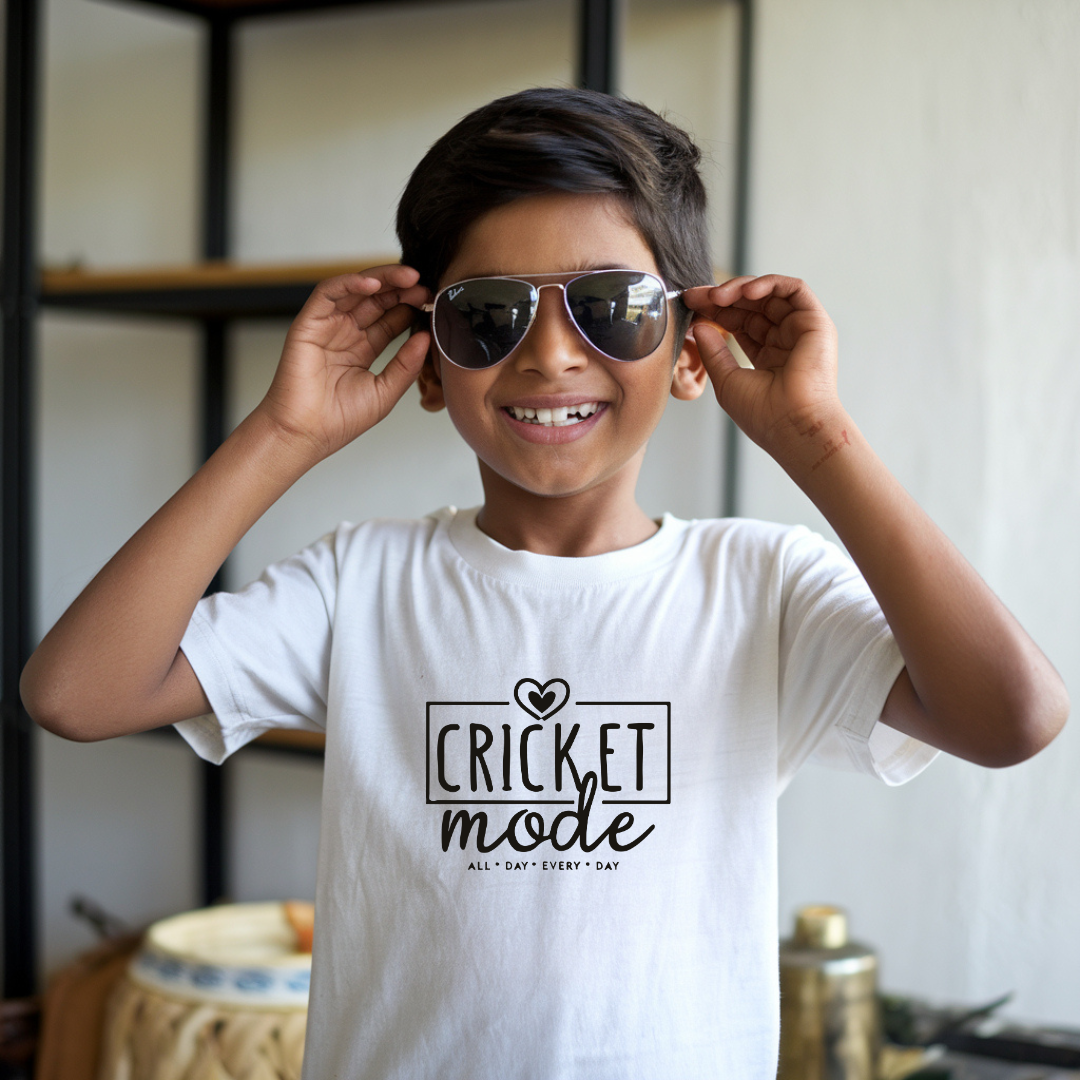 Cricket mode kids classic tee